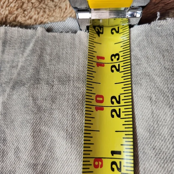 True Religion NWOT Light Gray Jeans Cut Off Shorts with Blue Accents 12'inseam - Picture 7 of 13